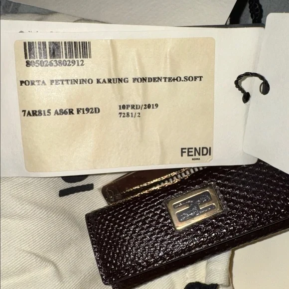 ?NWT FENDI COMB 3” ?NWT FENDI COMB 3” main image 2